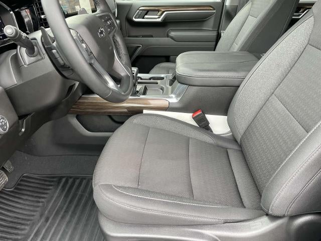 2025 Chevrolet Silverado 1500 Crew Cab Short Box 2-Wheel Drive RST