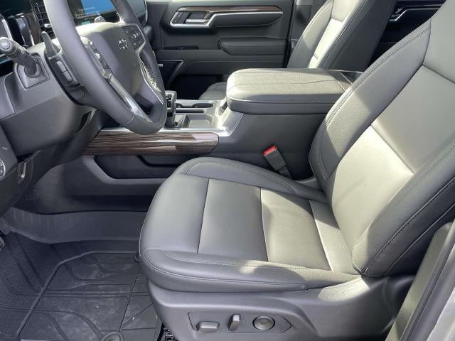 2026 Chevrolet Silverado 1500 Crew Cab Short Box 2-Wheel Drive RST