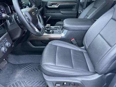 2025 Chevrolet Silverado 1500 Crew Cab Short Box 4-Wheel Drive RST