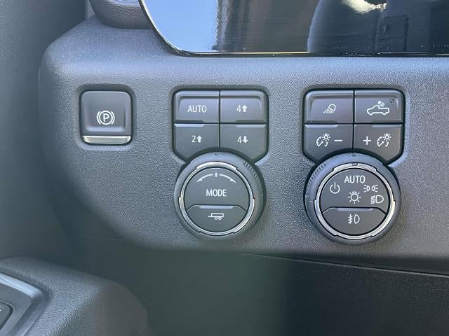 2026 Chevrolet Silverado 1500 Crew Cab Short Box 4-Wheel Drive RST