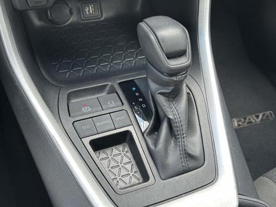 2025 Toyota RAV4 LE FWD (GS)
