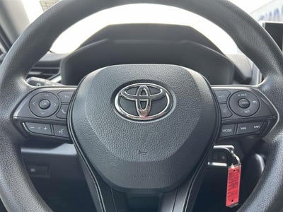 2025 Toyota RAV4 LE FWD (GS)