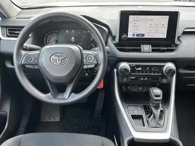 2025 Toyota RAV4 LE FWD (GS)