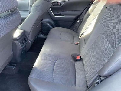 2025 Toyota RAV4 LE FWD (GS)