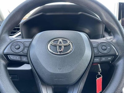 2025 Toyota RAV4 LE FWD (GS)