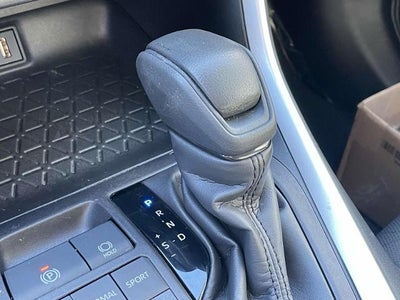 2024 Toyota RAV4 XLE FWD (GS)