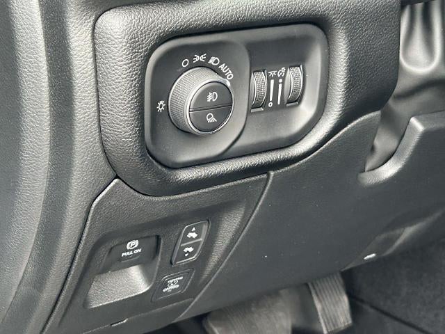 2026 RAM 1500 Big Horn 4x4 Crew Cab 5'7" Box
