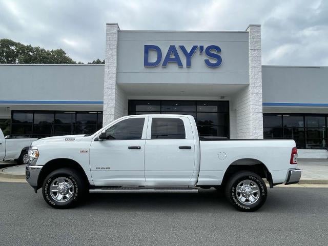 2022 RAM 2500 Tradesman 4x4 Crew Cab 6'4" Box