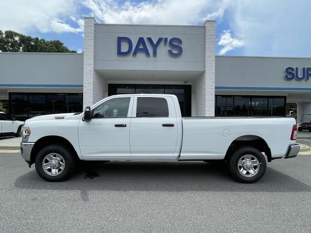 2023 RAM 2500 Tradesman 4x4 Crew Cab 8' Box