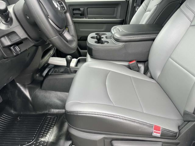 2023 RAM 2500 Tradesman 4x4 Crew Cab 8' Box