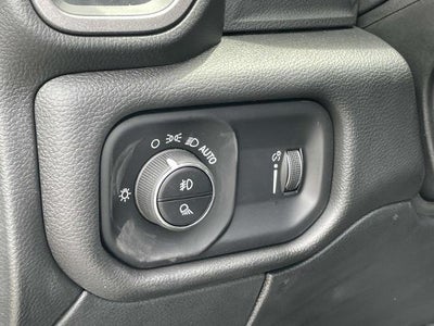 2023 RAM 2500 Tradesman 4x4 Crew Cab 8' Box