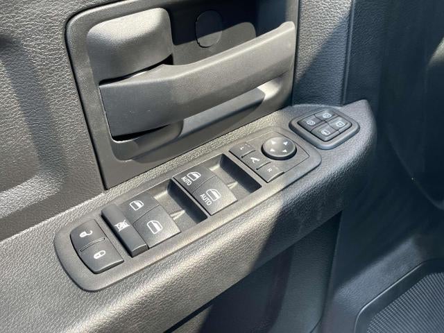 2023 RAM 2500 Tradesman 4x4 Crew Cab 8' Box