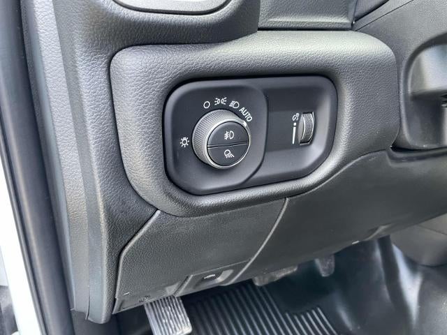 2023 RAM 2500 Tradesman 4x4 Crew Cab 8' Box