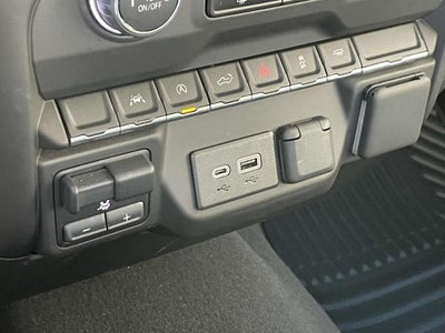 2023 Chevrolet Silverado 1500 Crew Cab Short Box 2-Wheel Drive Custom