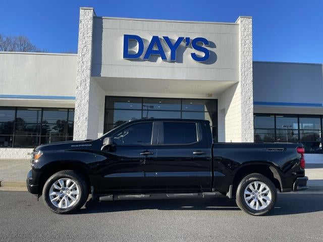 2023 Chevrolet Silverado 1500 Crew Cab Short Box 2-Wheel Drive Custom