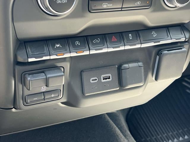 2024 Chevrolet Silverado 1500 Crew Cab Short Box 4-Wheel Drive Custom Trail Boss