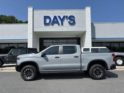 2024 Chevrolet Silverado 1500 Crew Cab Short Box 4-Wheel Drive ZR2