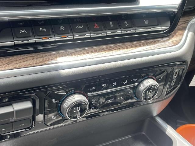 2025 Chevrolet Silverado 1500 Crew Cab Short Box 4-Wheel Drive LT Trail Boss