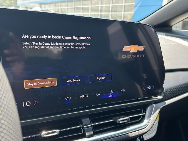 2026 Chevrolet Equinox EV 4dr LT1 w/PCY