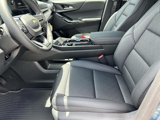 2027 Chevrolet Equinox FWD LT