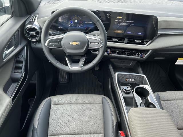 2027 Chevrolet Equinox FWD LT