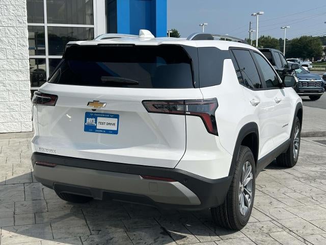 2027 Chevrolet Equinox FWD LT