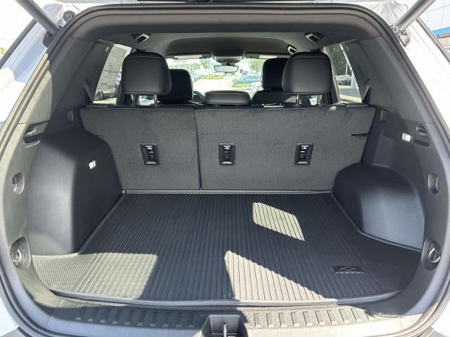 2027 Chevrolet Equinox FWD ACTIV