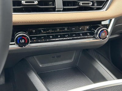 2027 Chevrolet Equinox FWD ACTIV