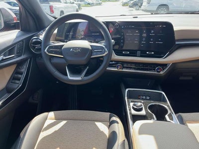 2027 Chevrolet Equinox FWD ACTIV