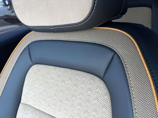 2027 Chevrolet Equinox FWD ACTIV