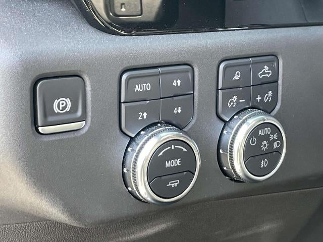 2025 GMC Sierra 1500 Crew Cab Short Box 4-Wheel Drive SLT