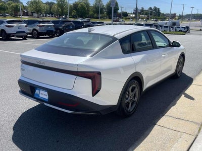 2025 Kia K4 LX FWD