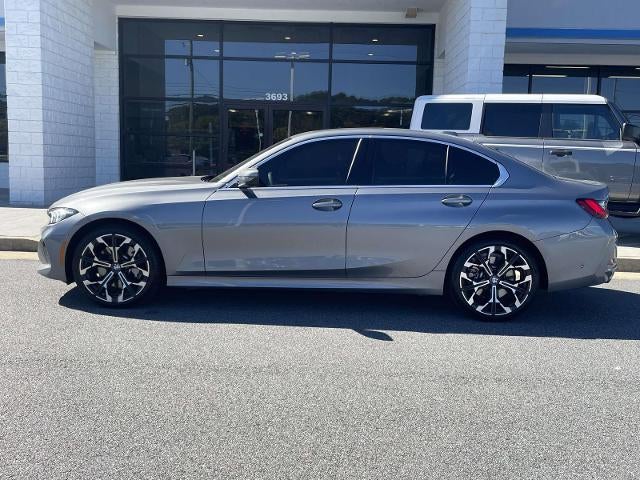2025 BMW 330i Sedan