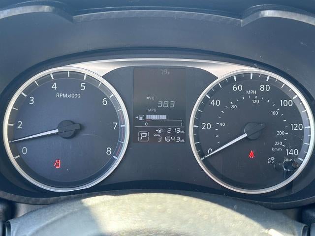 2024 Nissan Versa S Manual