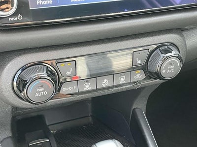 2023 Nissan Kicks SR FWD