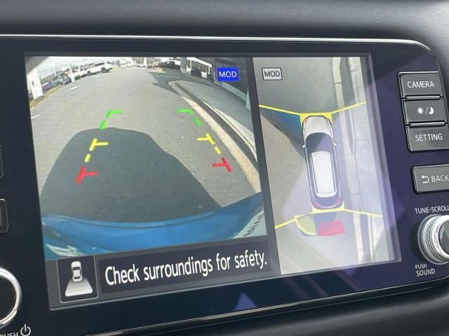 2023 Nissan Kicks SR FWD