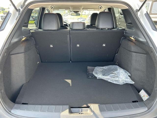 2025 Nissan Kicks SR AWD
