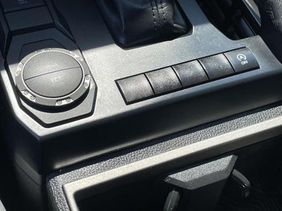 2024 Toyota Tacoma 2WD 2WD SR5 Double Cab 5' Bed AT (SE)