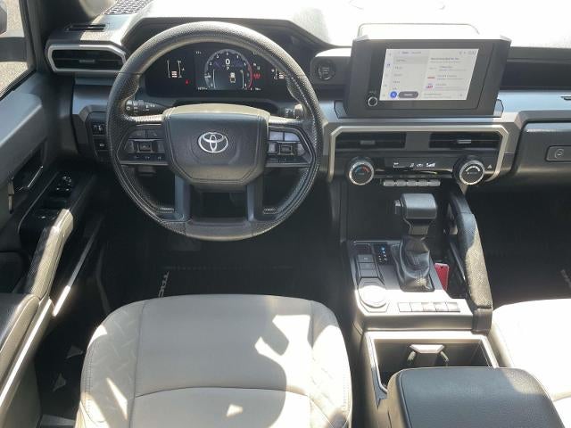 2024 Toyota Tacoma 2WD 2WD SR5 Double Cab 5' Bed AT (SE)