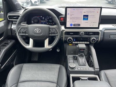 2026 Toyota Tacoma 2WD 2WD TRD Sport Double Cab 5' Bed AT (Natl)