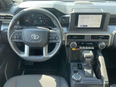 2025 Toyota Tacoma 4WD SR5 Double Cab 5' Bed AT (GS)