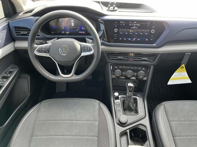 2024 Volkswagen Taos SE 4MOTION