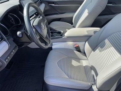 2024 Toyota Camry Hybrid SE CVT (Natl)