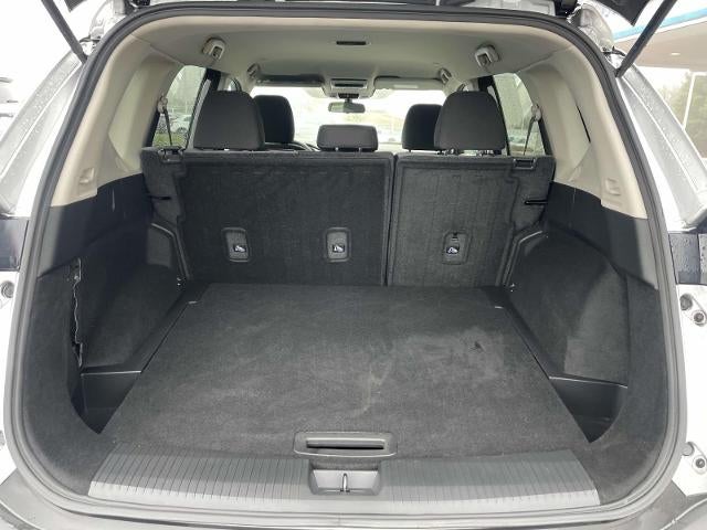 2023 Nissan Rogue FWD SV *Ltd Avail*