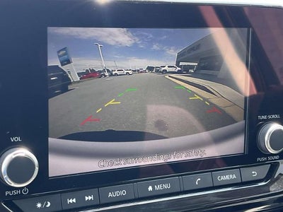 2024 Nissan Pathfinder SV 4WD