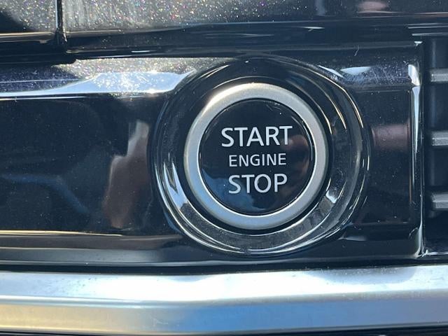 2024 Nissan Pathfinder SV 4WD