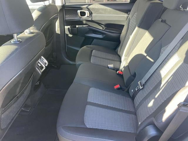 2024 Kia Sorento LX FWD