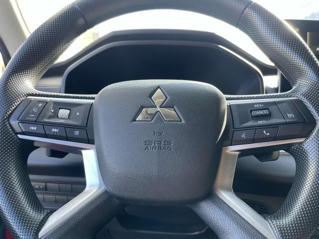 2025 Mitsubishi Outlander ES FWD