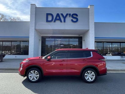 2025 Mitsubishi Outlander ES FWD