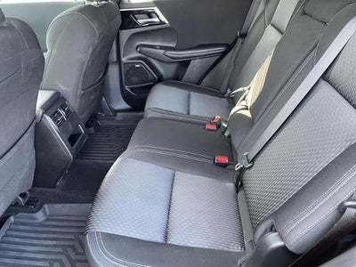 2025 Mitsubishi Outlander ES FWD